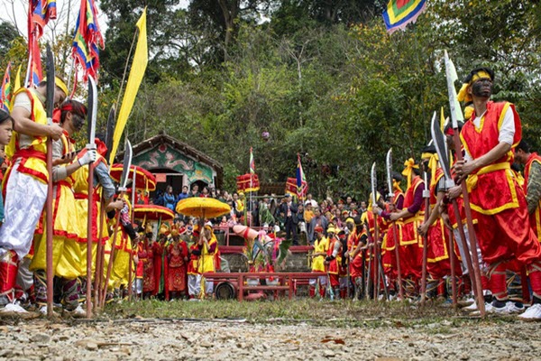 Độc đáo lễ rước sinh thực khí ở Lạng Sơn, du khách ngượng đỏ mặt