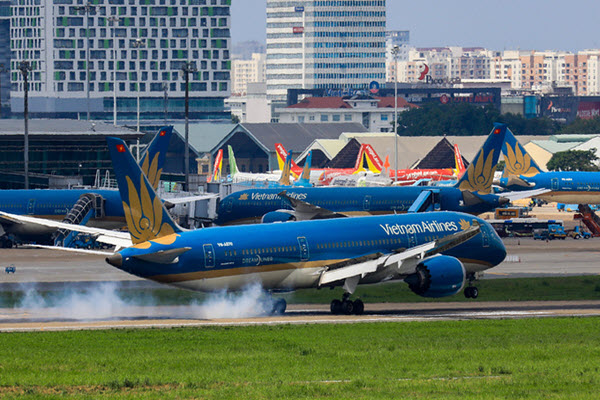 3 hãng hàng không Việt đang nợ 36.000 tỷ