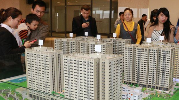 Thiếu tiền vay nóng khắp nơi, bán cắt lỗ căn hộ thoát nợ