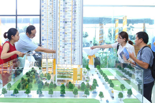 Đợt leo thang mới của lãi suất cho vay gây sức ép lớn cho người mua nhà