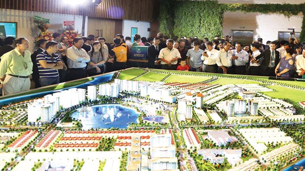 Bất động sản TP.HCM: Nhà phố, biệt thự đang "cháy hàng"