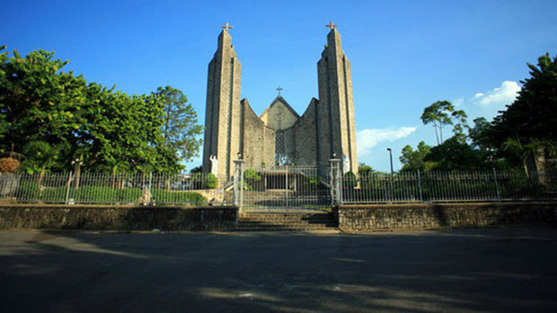  Những nhà thờ cổ "đẹp quên lối về" ở VN mùa Giáng sinh