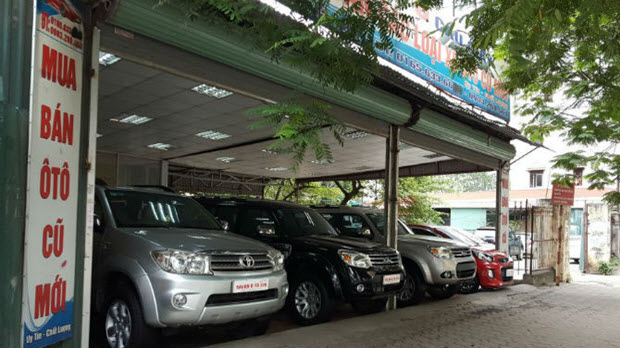 Giá ô tô cũ bị “thổi giá” còn cao hơn cả xe mới