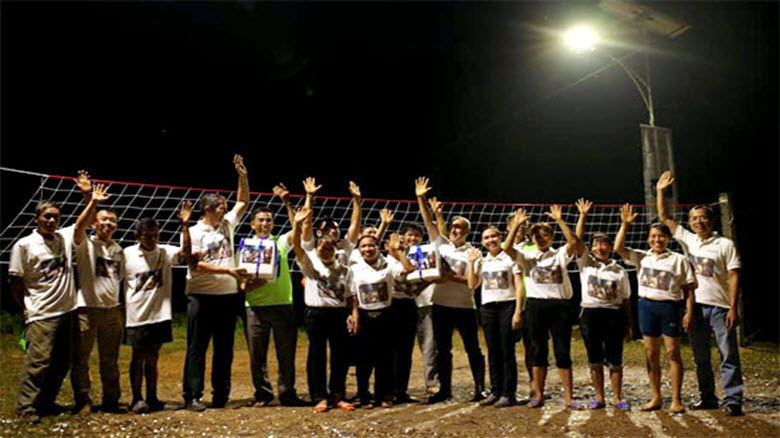 Philips tài trợ hơn 920 bóng đèn cho người dân tỉnh Hà Nam