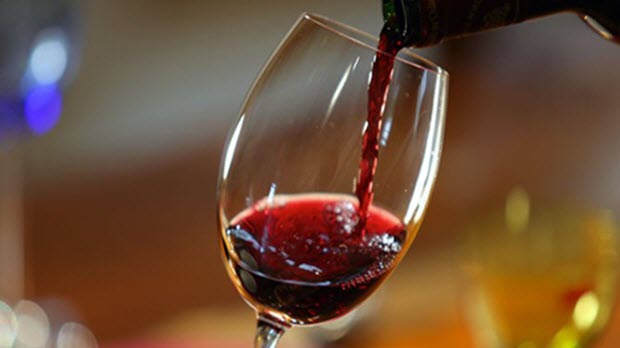 Thị trường rượu vang thật giả lẫn lộn