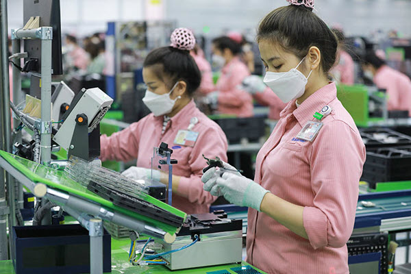 HSBC: Việt Nam đang chuyển mình thành trung tâm sản xuất công nghệ
