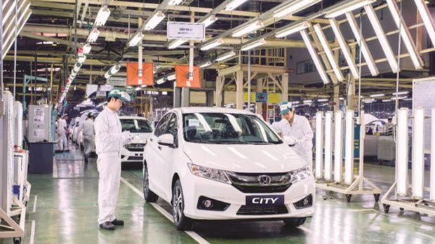 Điều kiện kinh doanh nhập khẩu ô tô - lợi cho ai?