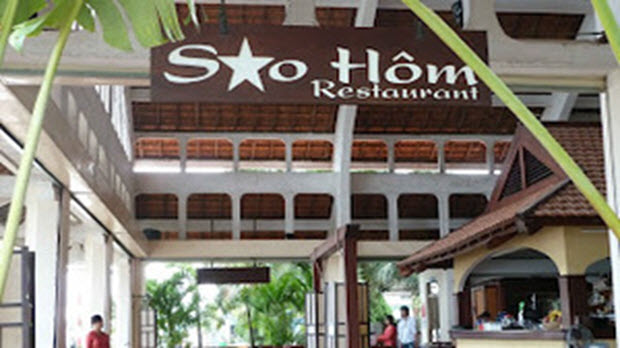  Nhà hàng Sao Hôm-địa chỉ ẩm thực làm hài lòng được nhiều du khách khó tính khi đến tham quan chợ cổ.