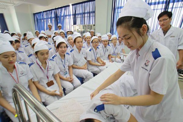 Hơn 30 trường ĐH đào tạo y - dược, học phí cao nhất 200 triệu/năm