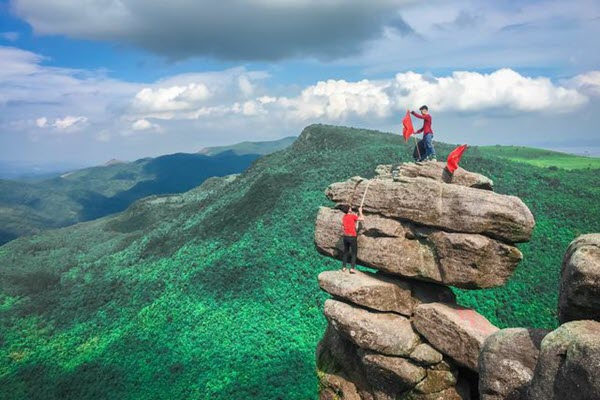 Thót tim những điểm sống “ảo” đánh đu với tử thần ở Việt Nam