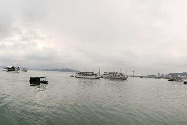 Hàng nghìn tỷ "nổi" giữa vịnh Hạ Long, chủ tàu như "ngồi trên đống lửa"