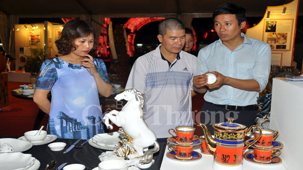 Hội chợ - Triển lãm hàng thủ công mỹ nghệ 2016: Cầu nối cho hàng thủ công mỹ nghệ truyền thống ra thị trường