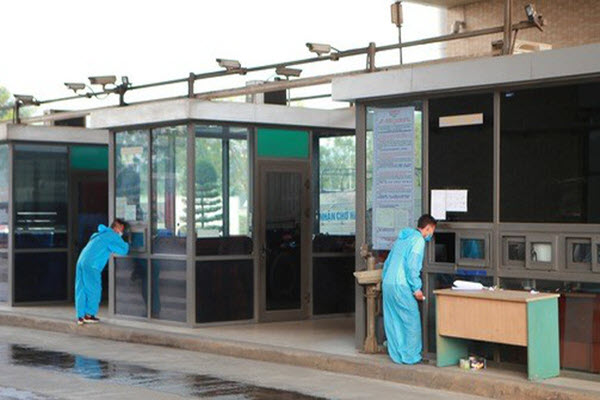 Thông quan hàng hóa xuất sang Trung Quốc đã khởi sắc hơn nhưng tiến độ vẫn còn chậm, có thể tái diễn tình trạng ùn ứ trong thời gian tới