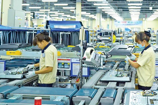 Thu hút FDI: Muốn đón “đại bàng”, không thể ôm tư duy cũ