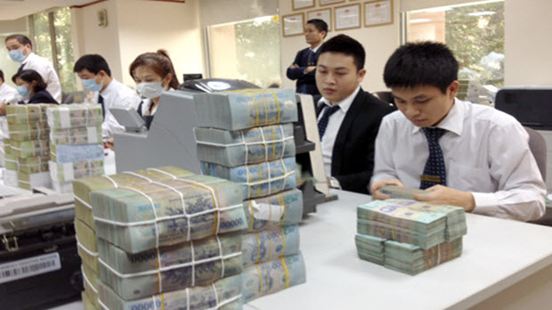 Tiền rủng rỉnh, ngân hàng đẩy mạnh đầu tư