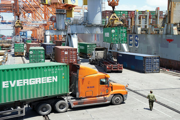 Hàng loạt chính sách tháo gỡ khó khăn cho sản xuất - kinh doanh, tiếp sức cho nền kinh tế