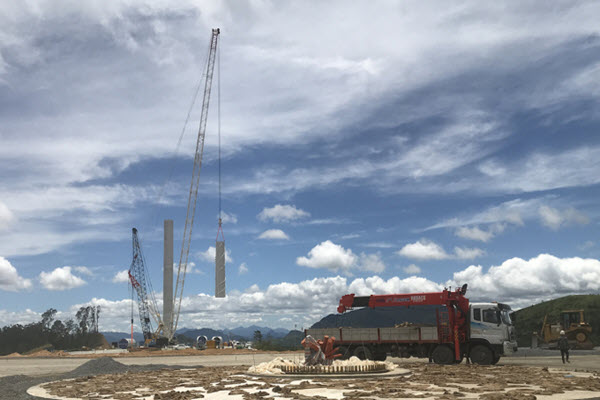 Nhà đầu tư điện gió 'đứng ngồi không yên' trước giờ G