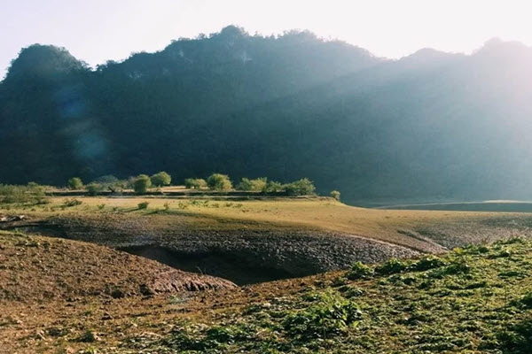 'Tuyệt tình cốc' hút phượt thủ ở Cao Bằng