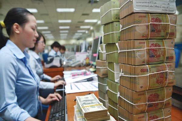 Ngân hàng lý lẽ tăng lãi suất, nỗi lo khi mùa Tết đến gần