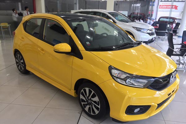 Xe dưới 500 triệu đồng giảm giá mạnh kéo khách trong mùa dịch Covid-19