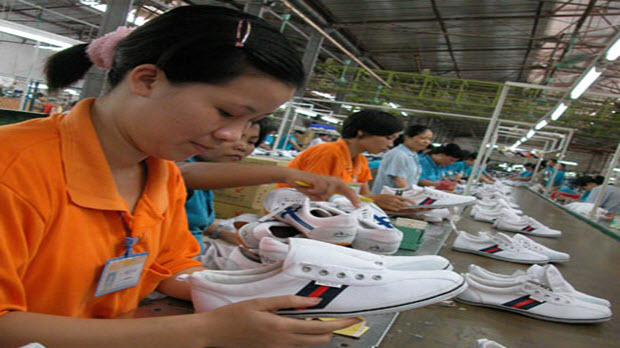 Xin cấp C/O ưu đãi: Dệt may, da giày than khó